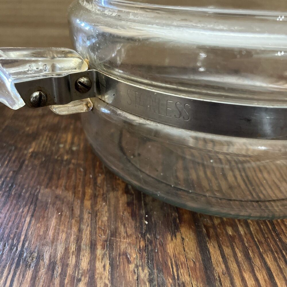 Vintage Pyrex Glass Sauce Pan 1.5 Qt Clear Handle Stainless Ring Pour Spout - Picture 5 of 7